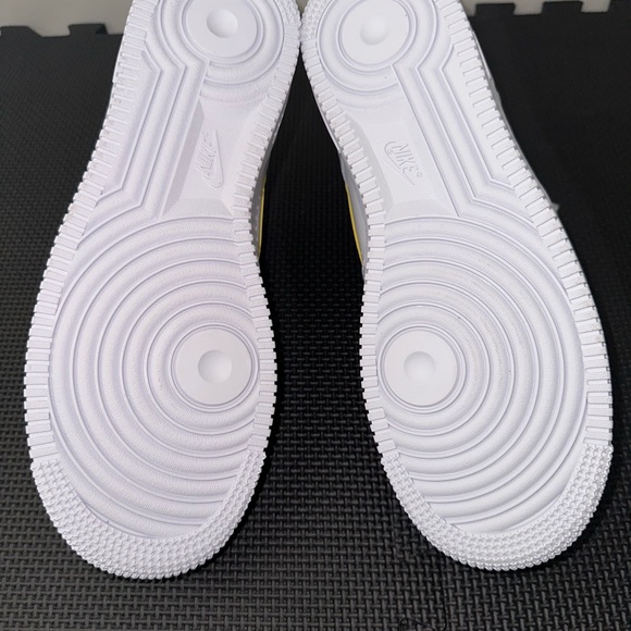 Nike AF1 - Picture 3 of 4